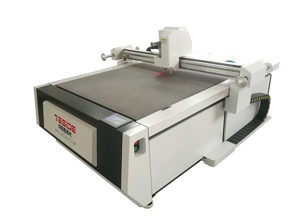 Máquina cortadora de cartón corrugado digital CNC